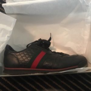 Gucci sneakers